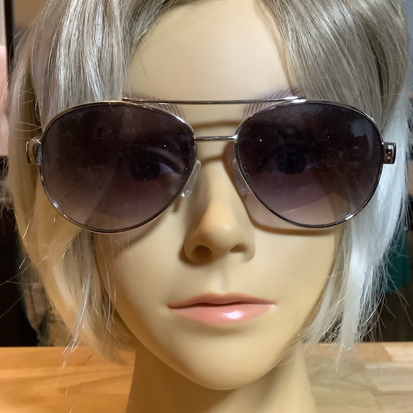 3 pairs of aviator style sunglasses - Picture 5 of 6